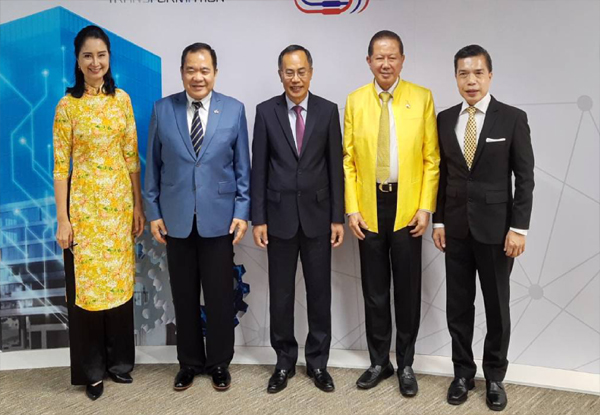 งาน Vietnam Seminar 2021 ในหัวข้อ “รู้ทันกฏหมายและสิทธิประโยชน์ทางภาษี สร้างโอกาสในการลงทุนสู่เมืองอัจฉริยะในบิ่งห์เยือง